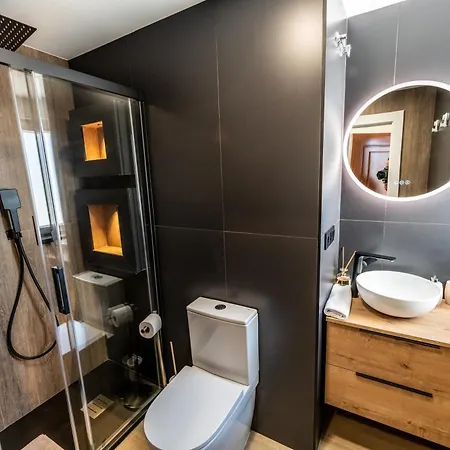 Luxury Refurnished With Private Parking Close To Slopes * Sierra Nevada