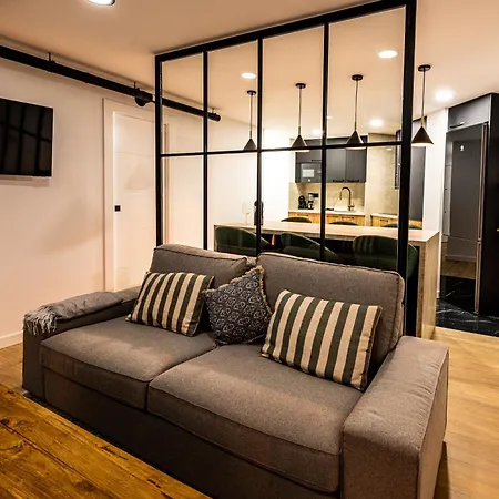 Luxury Refurnished With Private Parking Close To Slopes Apartment Sierra Nevada