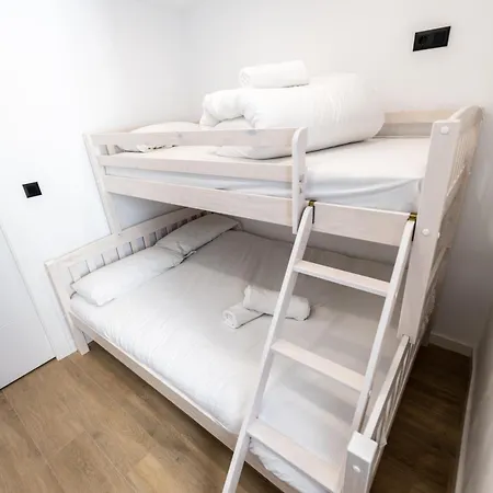 Luxury Refurnished With Private Parking Close To Slopes Apartment Sierra Nevada
